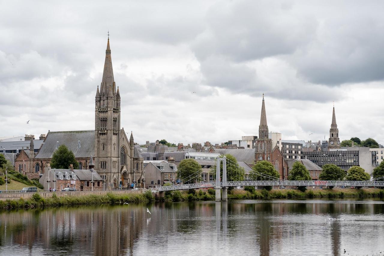 Ness Riverfront Holiday Home - City Centre Inverness Exteriér fotografie
